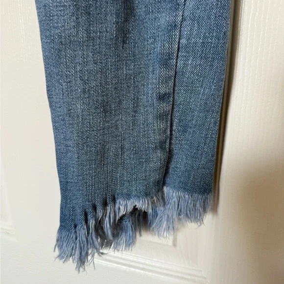 Kancan Skinny Jeans with distressing size 7/27 - Picture 5 of 10